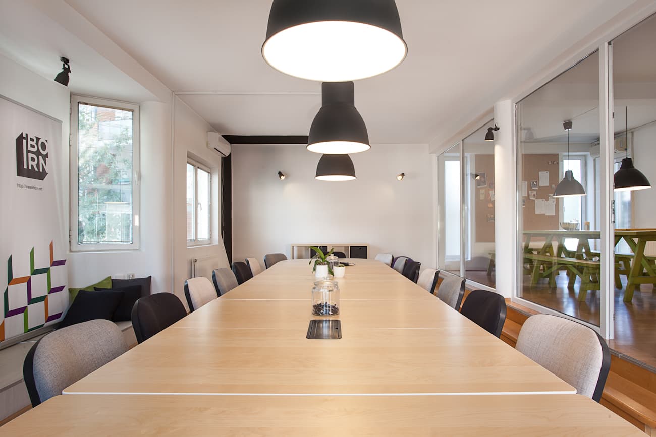 Shtëpi/Objekt biznesi për qira/shitje — Taftalixhë 1, Rr. Varshavska , SHKUP - Thumbnail 5