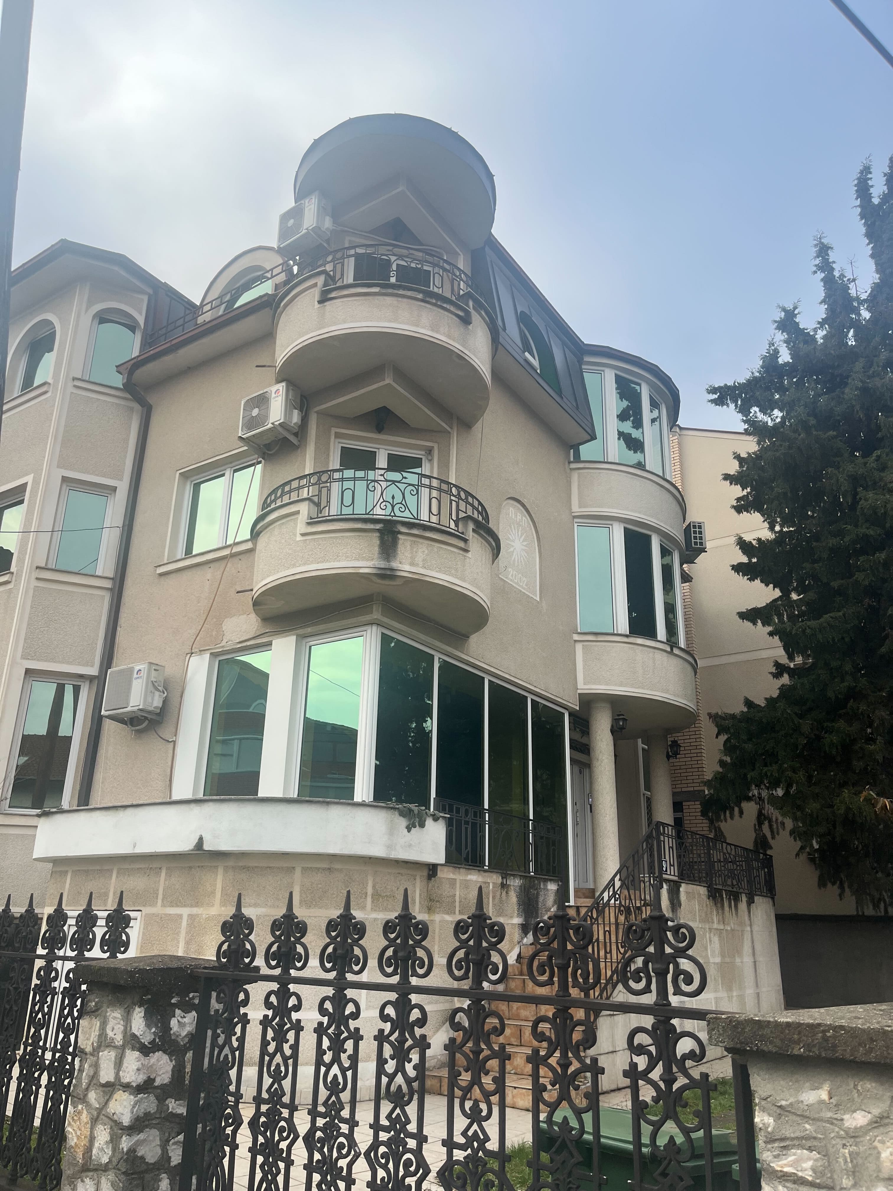 Shtëpi/Objekt biznesi për qira/shitje — Taftalixhë 1, Rr. Varshavska , SHKUP - Thumbnail 10