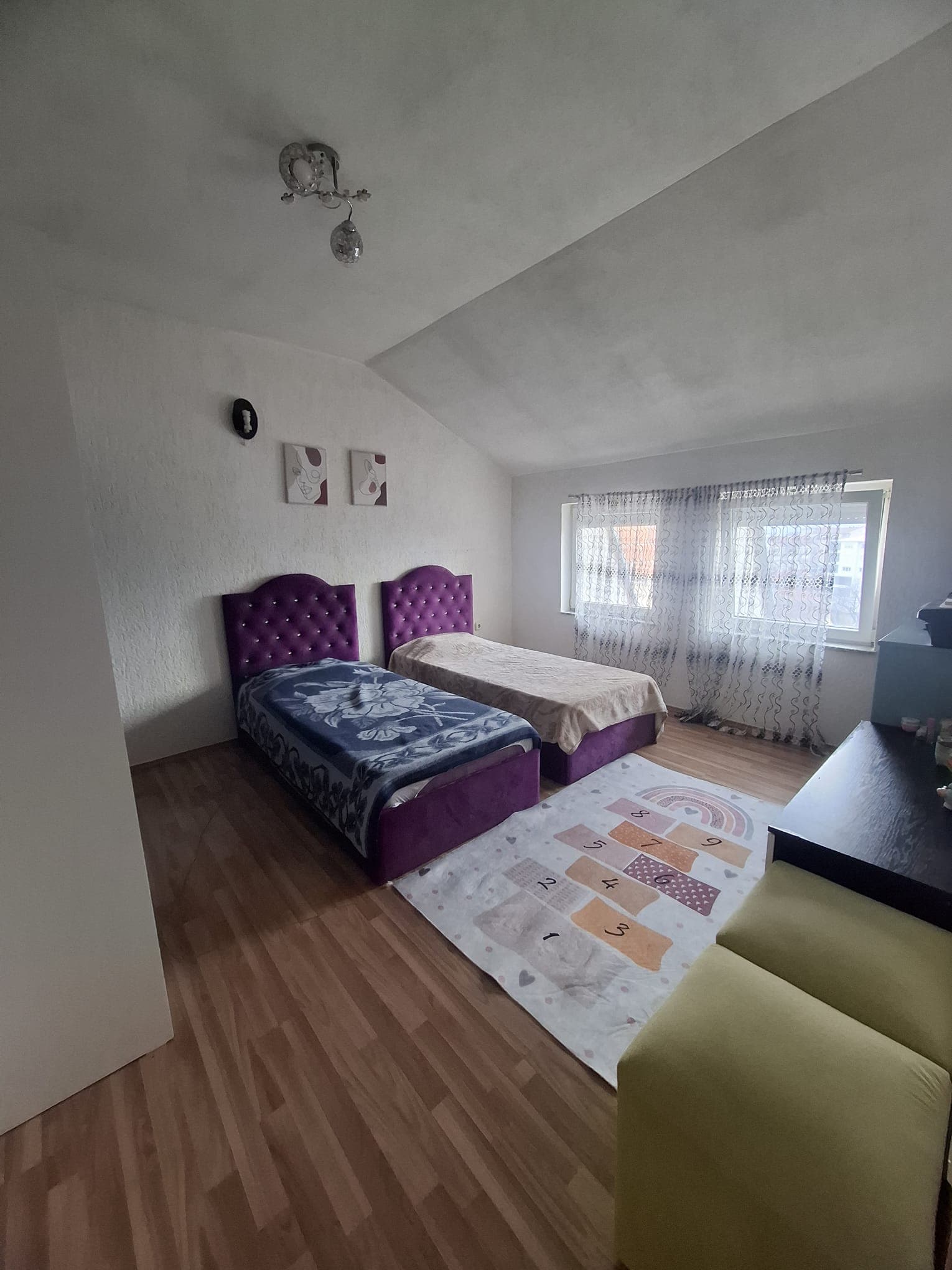 Shitet banesë Duplex 135 m² – (me podrum & parking, me ashensor) - me mundesi ndarje. - Thumbnail 2